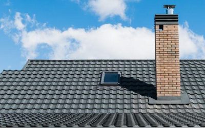 Hiring a Roofing Contractor vs. DIY Roof Replacement