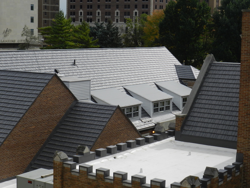 Imperial Armour Flat Roof in White